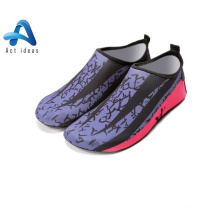 Perfect Quality Comfortable Design Water Shoes for Men